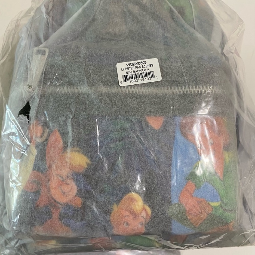 (obo) Peter Pan Loungefly backpack - Picture 5 of 10